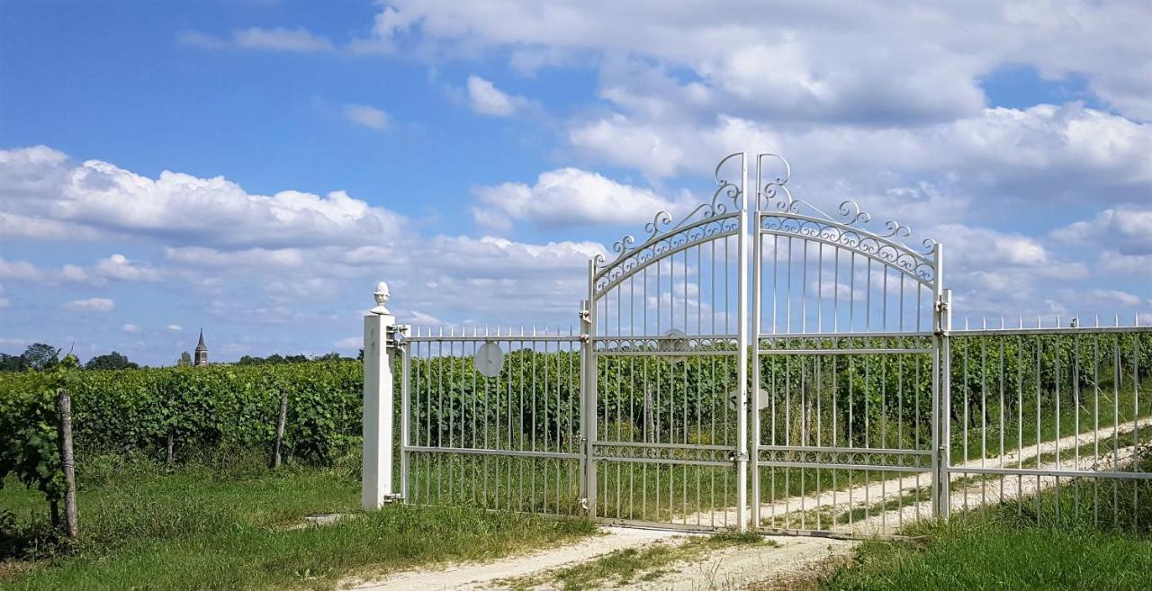Chateau Le Truch Montussan Dış mekan fotoğraf